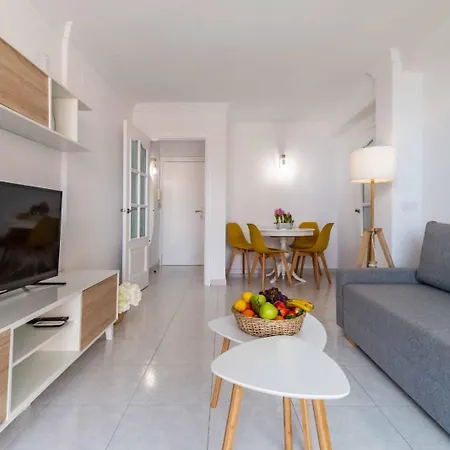 Paseo Maritimo Rey De Espana * Fuengirola