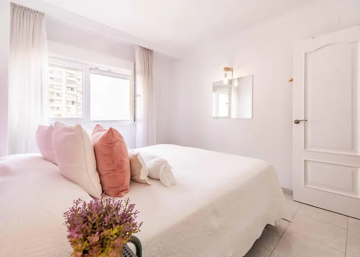 Paseo Maritimo Rey De Espana *