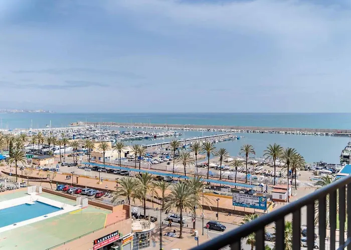 Paseo Maritimo Rey De Espana דירה